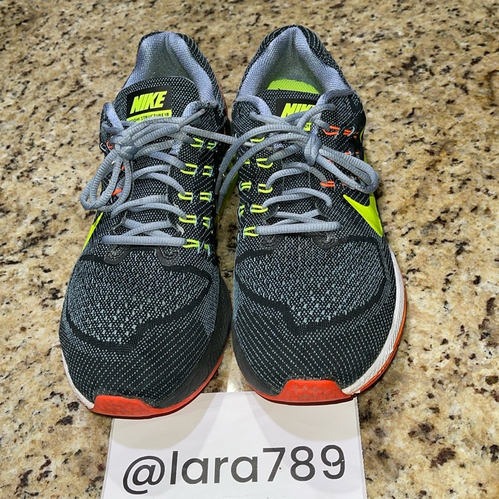 buy nike zoom structure 18